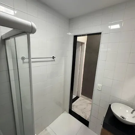 Apartamento Inteiro A Duas Quadras Do Metro E Da Praia Rio de Janeiro Room photo