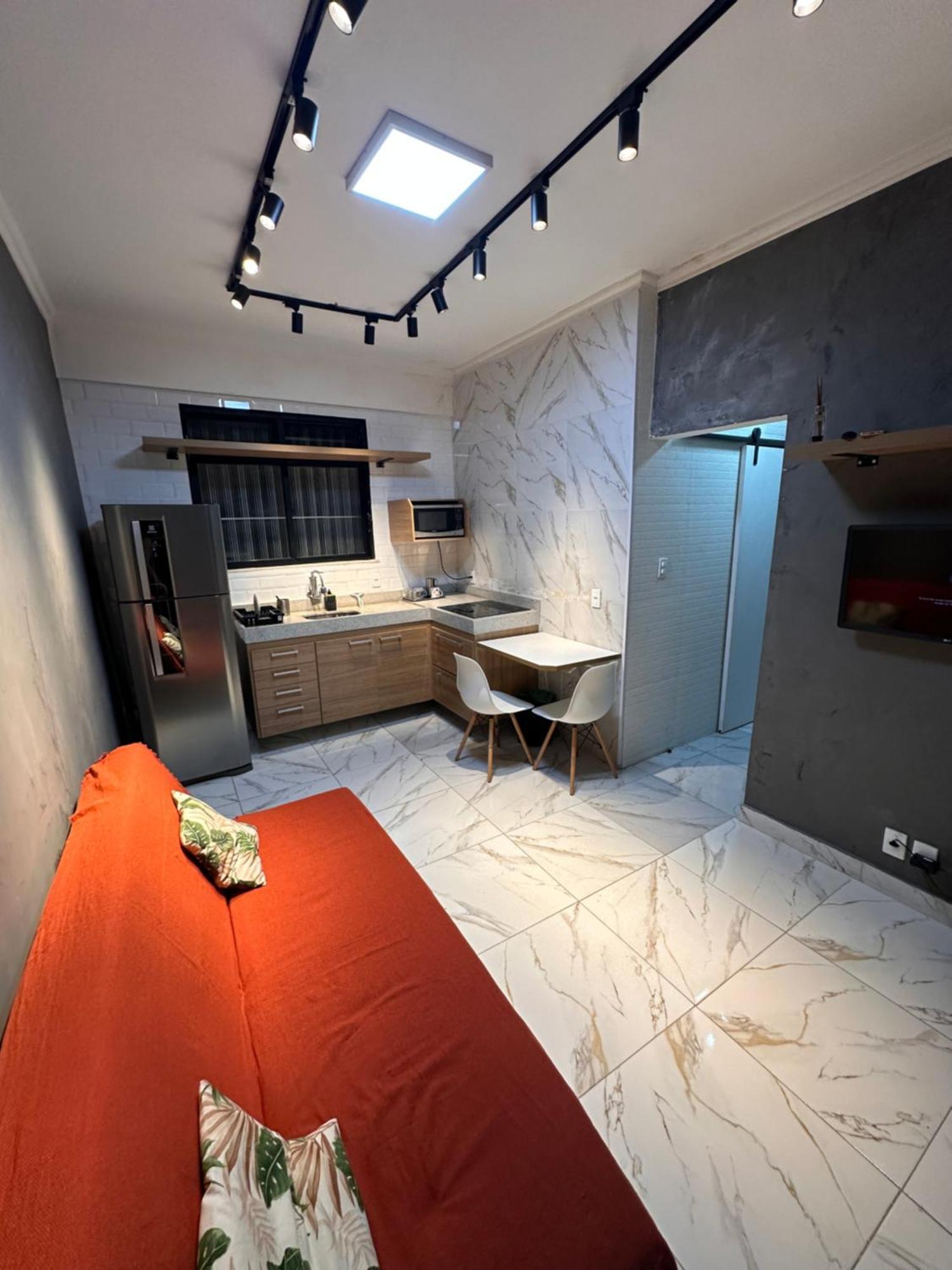 Apartment Inteiro A Duas Quadras Do Metro E Da